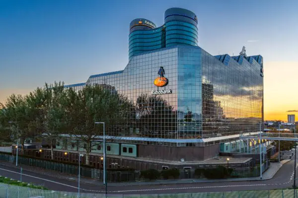 Transforming Rabobank into a high-performance organization 
